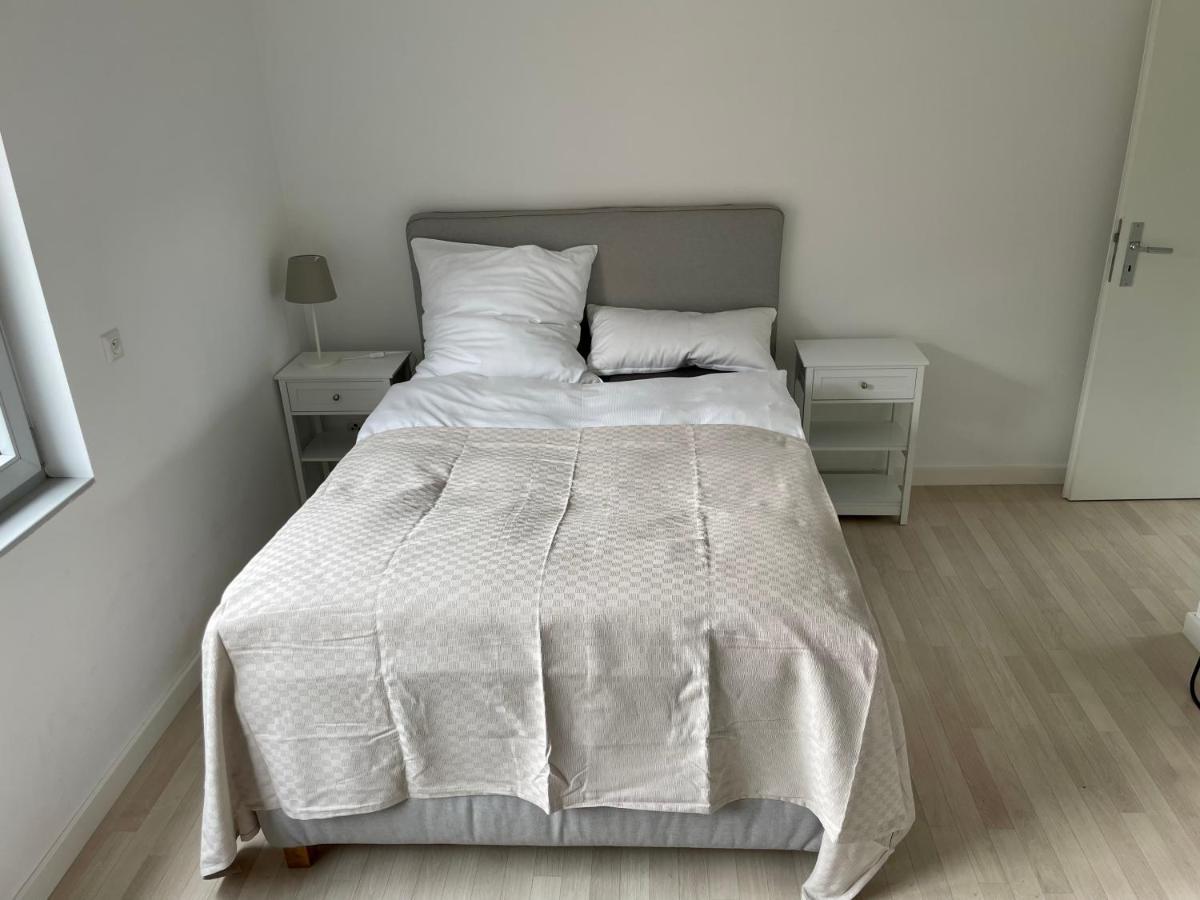 Ruhiges Und Schones Zimmer Nr 1 In Leer Nuttermoor ภายนอก รูปภาพ